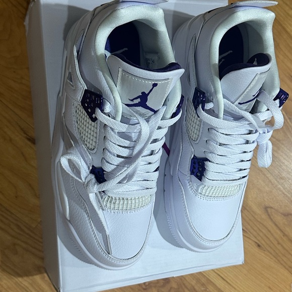 Jordan 4 Retro Metallic Purple BRAND NEW - Picture 2 of 5